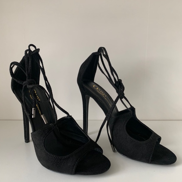 Black lace up open toe heels - Picture 3 of 4